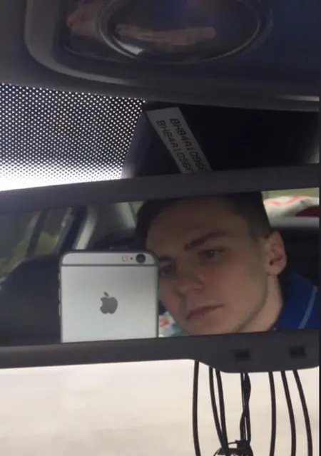 Илья из Бреста, мне 24, познакомлюсь без обязательств