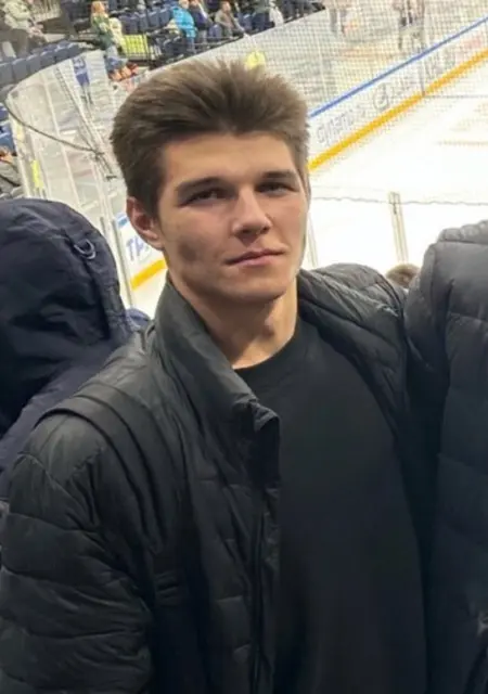 Я Семён, 20, знакомлюсь без обязательств в Москве
