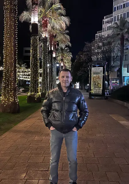 Александр из Сочи, ищу на сайте знакомства без обязательств