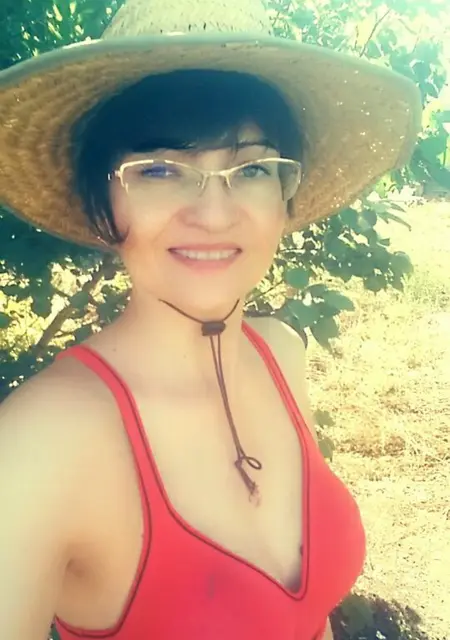 Машенька из Тамбова, ищу на сайте постоянные отношения