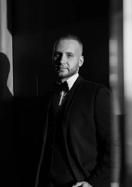 Eduard з Маріуполя, шукаю на сайті відкриті стосунки