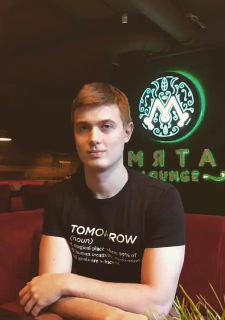 Я Антон, 29, из Ульяновска, ищу знакомства без обязательств