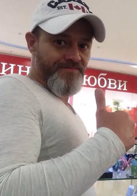 Я Владимир, 50, из Рязани, ищу знакомство для постоянных отношений