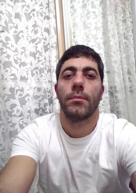 Usik из Симферополя, ищу на сайте знакомства на одну ночь