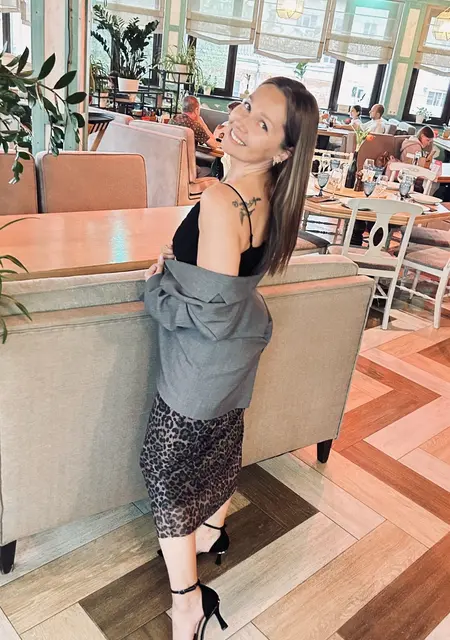 Марина из Твери, ищу на сайте общение