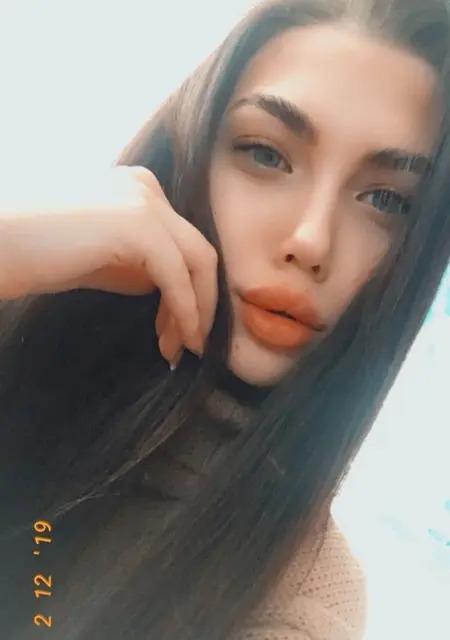 Василина из Красноярска, ищу на сайте постоянные отношения