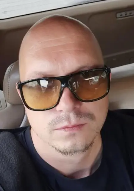 Серега из Москвы, мне 34, познакомлюсь для дружбы