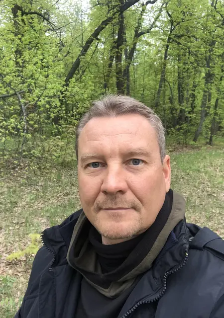 Андрей из Саратова, мне 53, познакомлюсь без обязательств