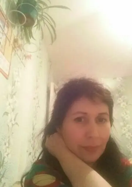 Я Гуля, 43, знакомлюсь на одну ночь в Челябинске