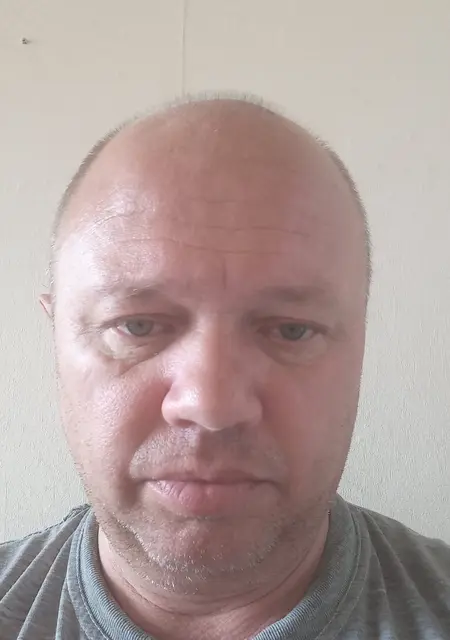 Вася из Воскресенска, ищу на сайте знакомства без обязательств