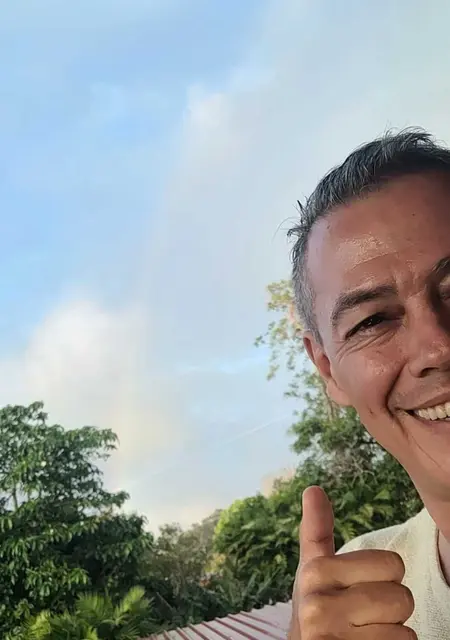 Антон из Киева, мне 52, познакомлюсь без обязательств