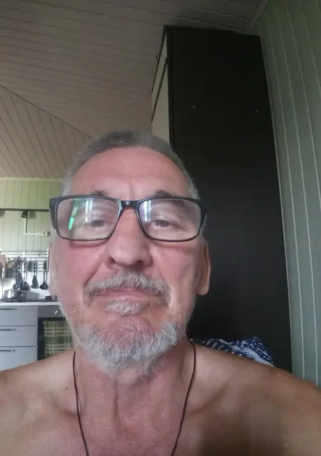 Я Леонид, 61, знакомлюсь без обязательств в Санкт-Петербурге