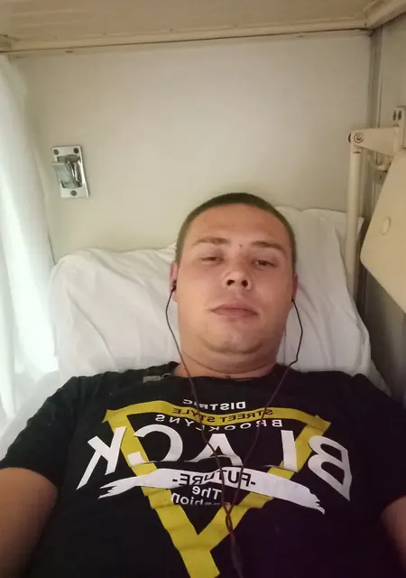 Я Александр, 30, из Радужного, ищу знакомство для дружбы