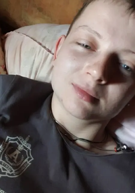 Я Лера, 28, знакомлюсь на одну ночь в Санкт-Петербурге