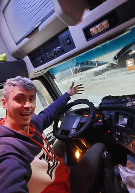 Олег из Челябинска, ищу на сайте знакомства на одну ночь