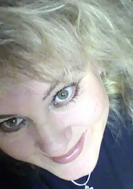 Зоя из Магадана, ищу на сайте общение