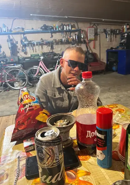 Миша из Коломны, мне 22, познакомлюсь на одну ночь