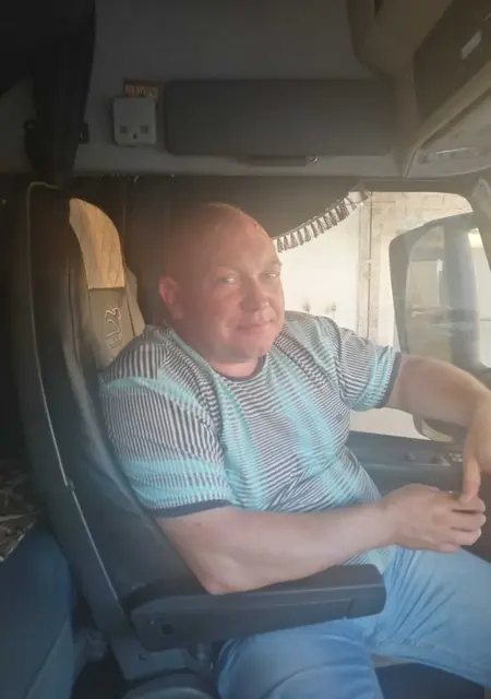 Роман из Пятигорска, мне 48, познакомлюсь на одну ночь