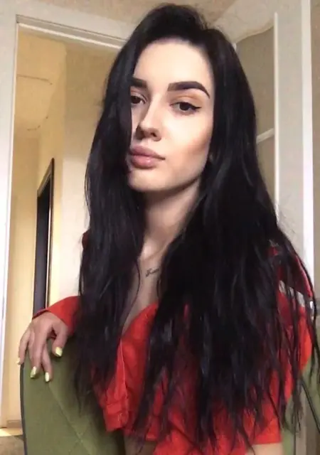 Я Элина, 30, знакомлюсь для дружбы в Краснодаре