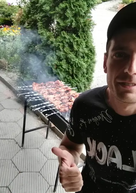 Денис из Новопскова, ищу на сайте дружбу