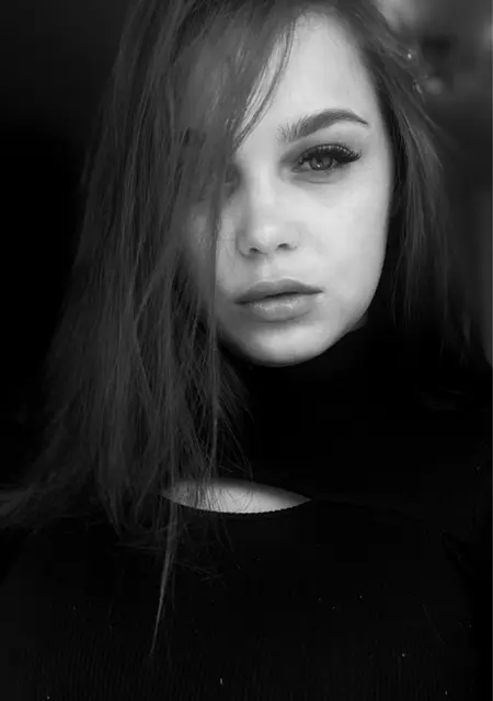 Кристина из Челябинска, мне 24, познакомлюсь для общения