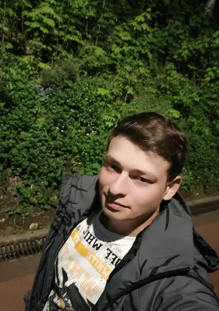 Я Павел, 23, из Великого Новгорода, ищу знакомство для постоянных отношений