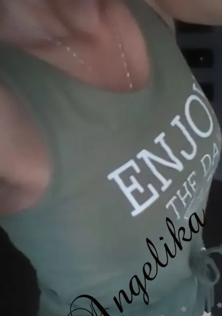 Я Алиса, 54, из Санкт-Петербурга, ищу знакомство для постоянных отношений