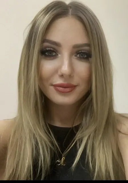 Елена из Новосибирска, ищу на сайте приятное времяпровождение