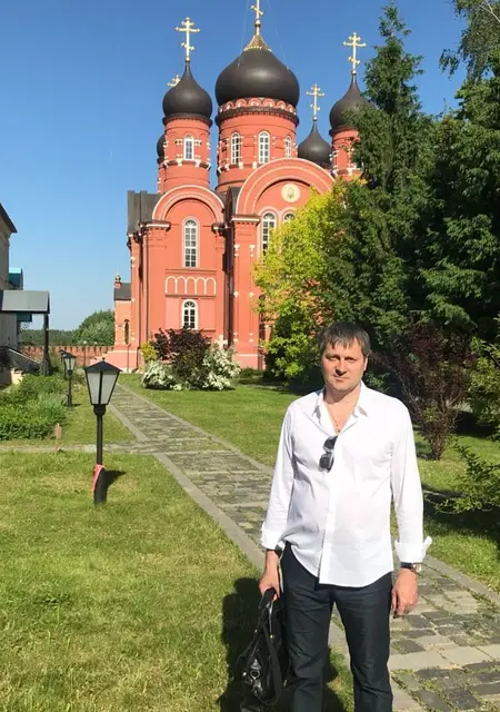 Я Александр, 47, из Домодедова, ищу знакомства на одну ночь