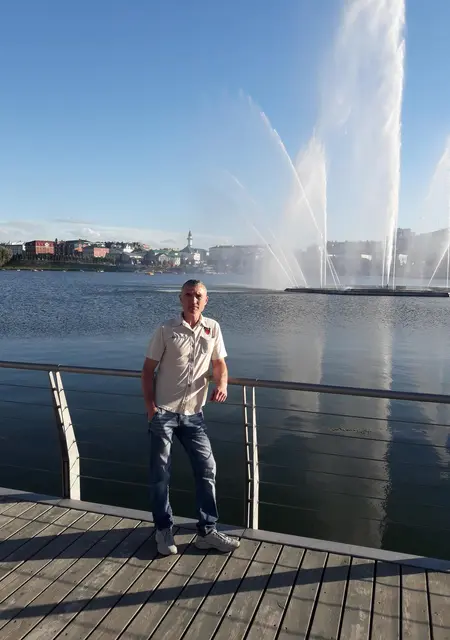 Rustam из Казани, мне 56, познакомлюсь без обязательств