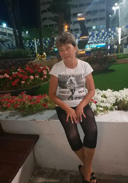 Светлана из Винницы, ищу на сайте постоянные отношения