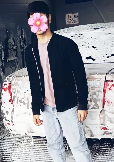 Артём из Астрахани, мне 21, познакомлюсь на одну ночь