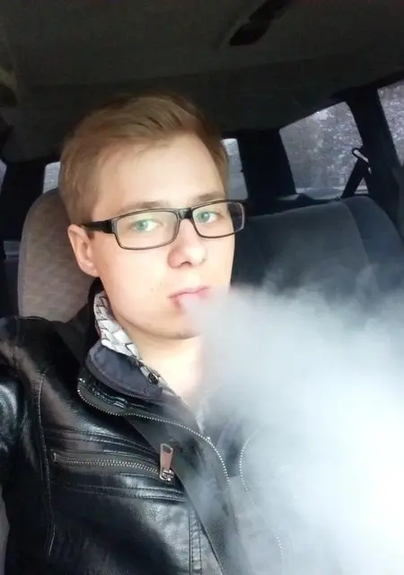 Я Андрей, 28, знакомлюсь для вирта в Архангельске