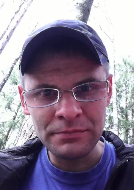 Я Андрей, 45, знакомлюсь без обязательств в Ломоносове