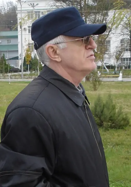 Я Феликс, 63, знакомлюсь без обязательств в Новороссийске