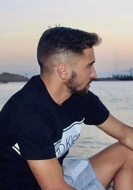 Mathieu из Парижа, мне 24, познакомлюсь