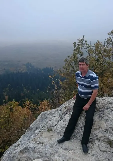 Александр из Майкопа, мне 54, познакомлюсь на одну ночь