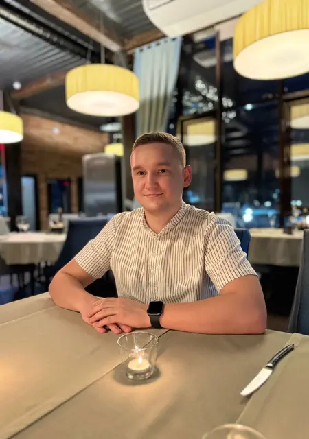 Макс из Балакова, мне 28, познакомлюсь на одну ночь