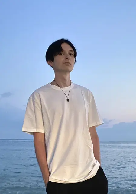 Алекс из Мурманска, мне 27, познакомлюсь для приятного времяпровождения