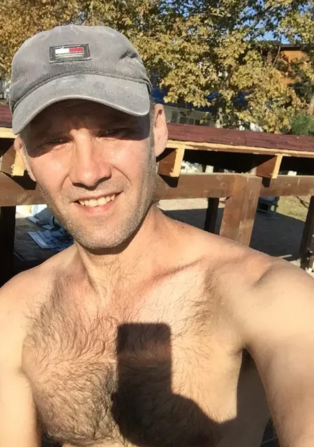 Вадим из Анапы, ищу на сайте знакомства без обязательств