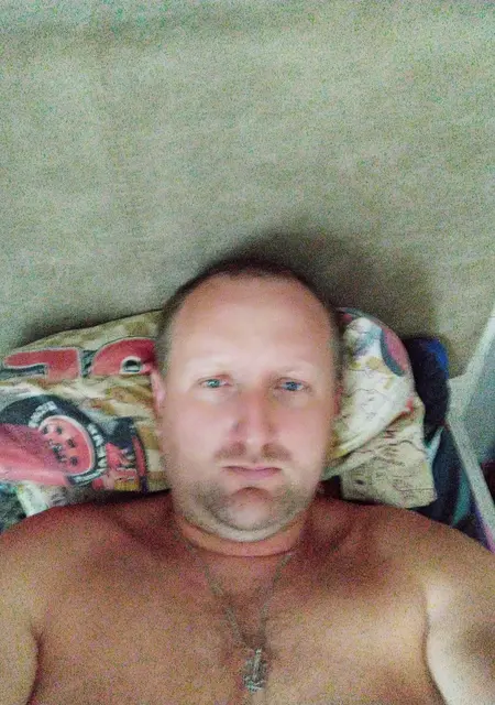 Ilja з Вижниця, шукаю на сайті знайомства на одну ніч