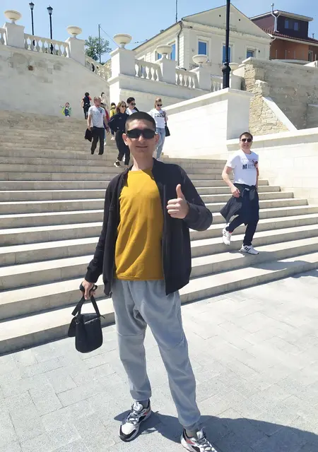 Максим из Ялты, мне 36, познакомлюсь для постоянных отношений