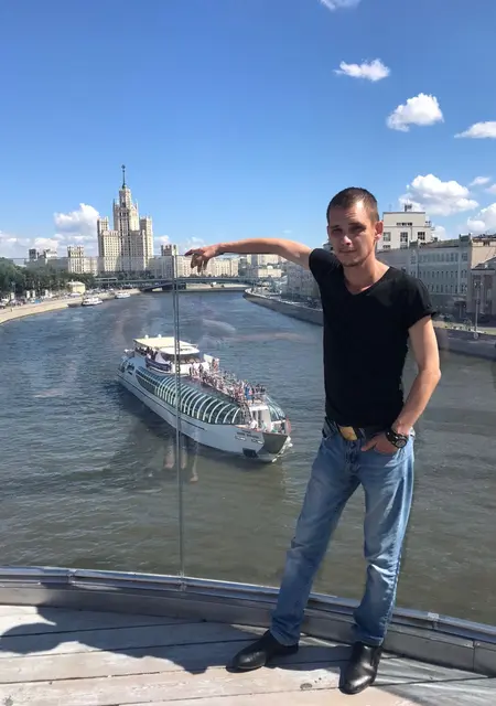 Сергей из Краснодара, мне 40, познакомлюсь на одну ночь