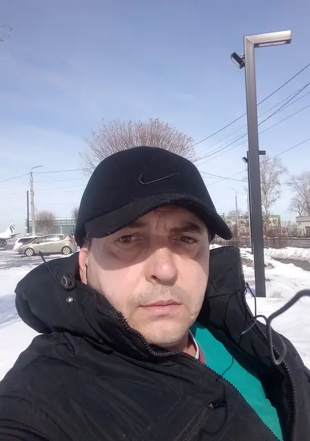 Я Viktor Titov, 51, знакомлюсь без обязательств в Туле