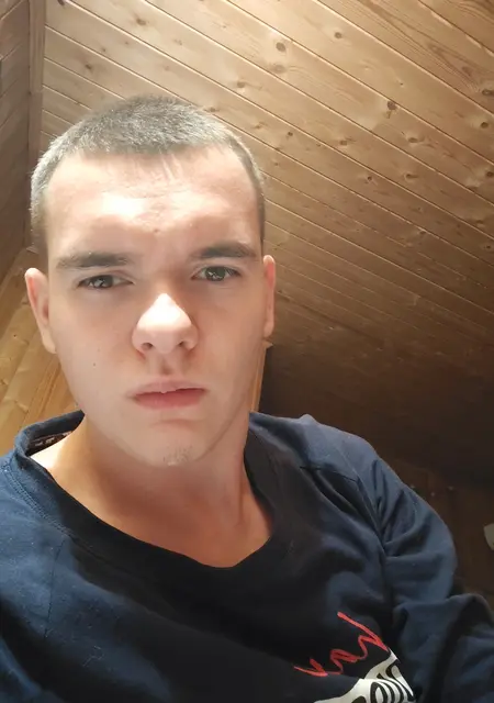 Я Гош, 25, из Балакова, ищу знакомства без обязательств