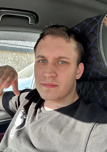 Я Kirill, 28, из Октябрьского, ищу знакомства без обязательств