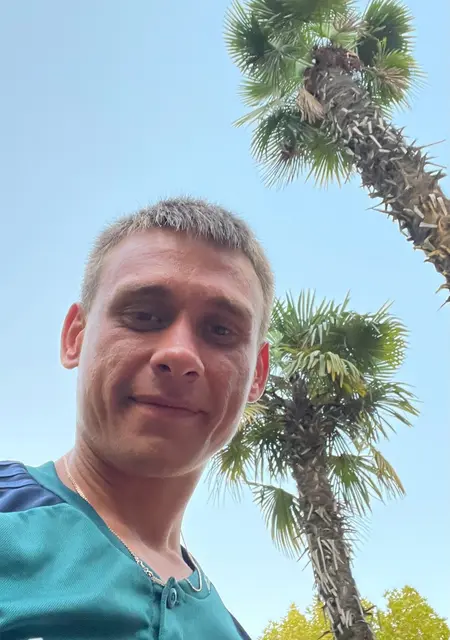 Алексей из Екатеринбурга, мне 34, познакомлюсь без обязательств