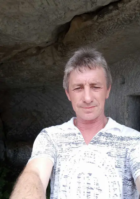 Сергей из Бахчисарая, ищу на сайте знакомства на одну ночь