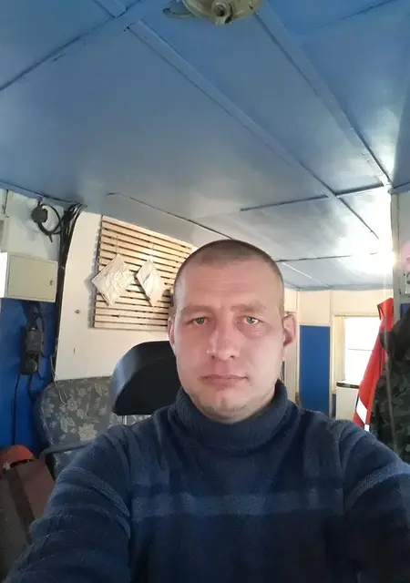 Иван из Кирова, ищу на сайте знакомства без обязательств