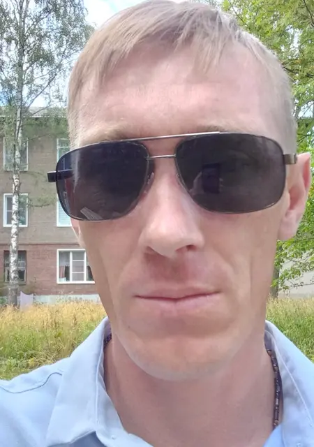 Дима из Кирова, ищу на сайте знакомства без обязательств